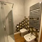 Via Roma 12 招待所 3*
